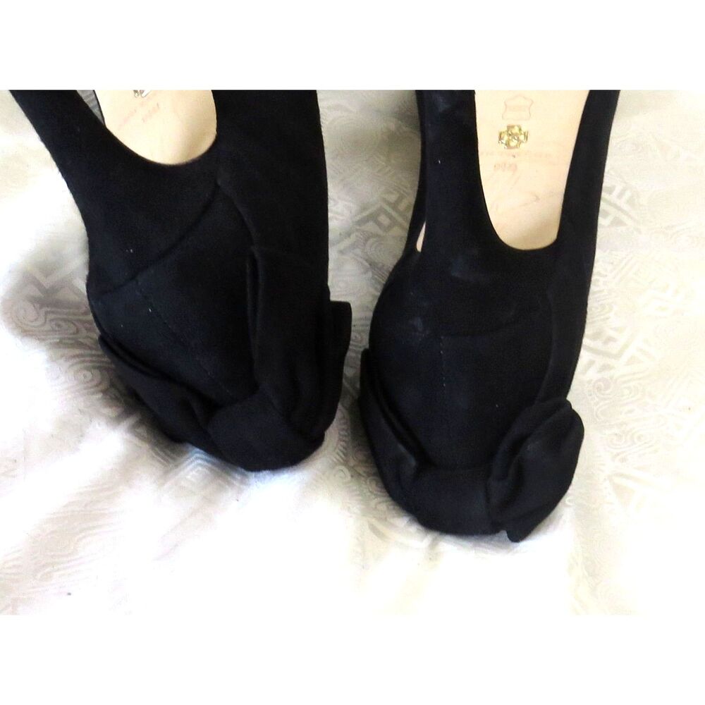 Ann Taylor Chic Black Suede Pumps with Bow Accent Back Heel 9.5 EUC - Picture 5 of 10